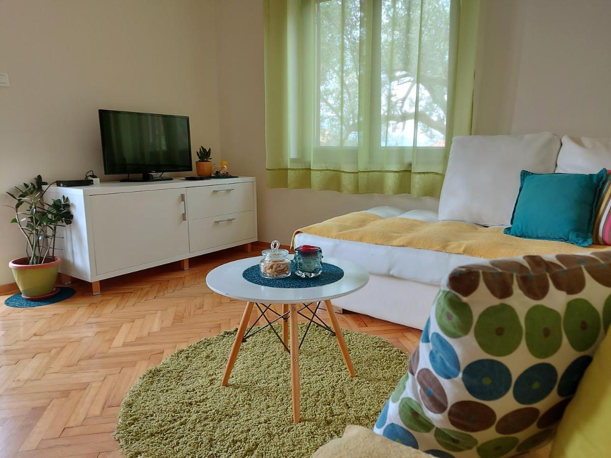 Apartments Iva Tivat Bagian luar foto