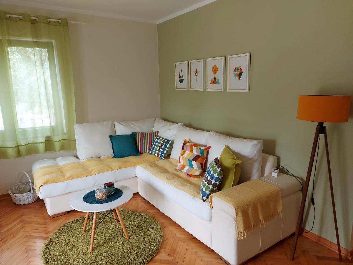 Apartments Iva Tivat Bagian luar foto