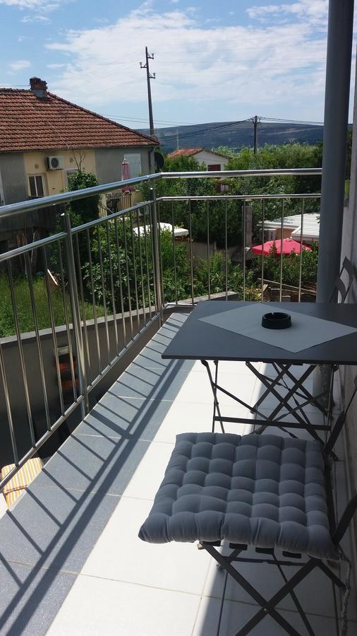 Apartments Iva Tivat Bagian luar foto